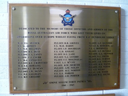 RAAF Memorial plaque at William Farr School, Welton (c. Brian Riley)
